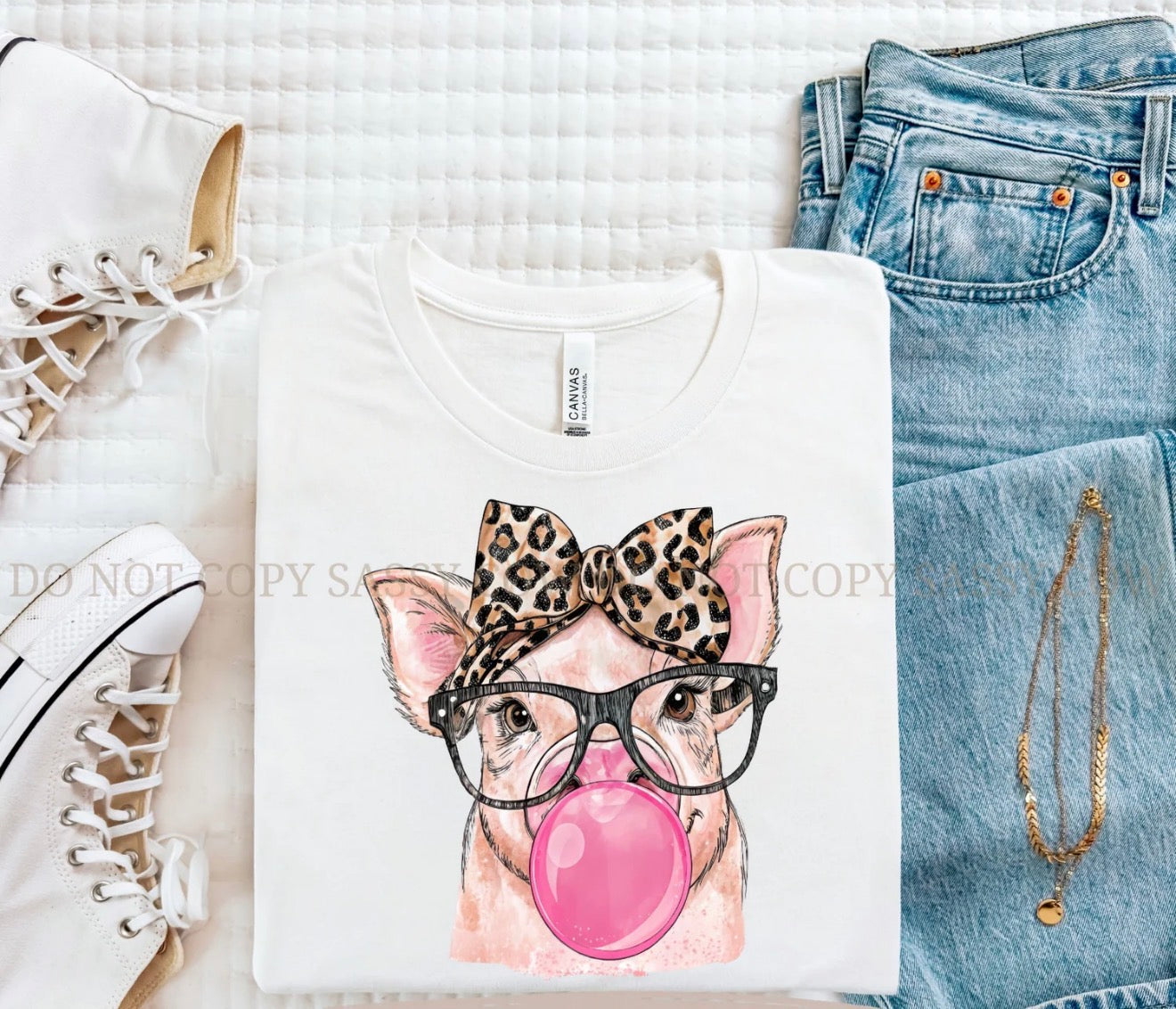 Graphic T-Shirt, White| Bubblegum Pig Glitter Design!