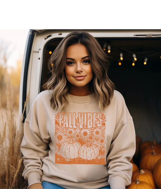 Fall Vibes Design and Saying - T-Shirt! Orange Print